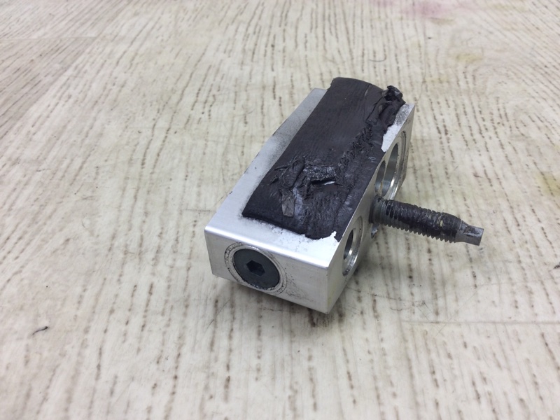 Клапан кондиционера FUSION 14- 2017 SEDAN C20HDTX