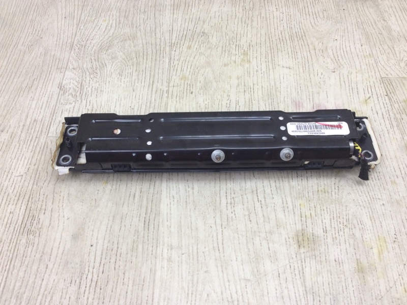 Подушка безопасности в колени правая FUSION 14- 2017 SEDAN C20HDTX