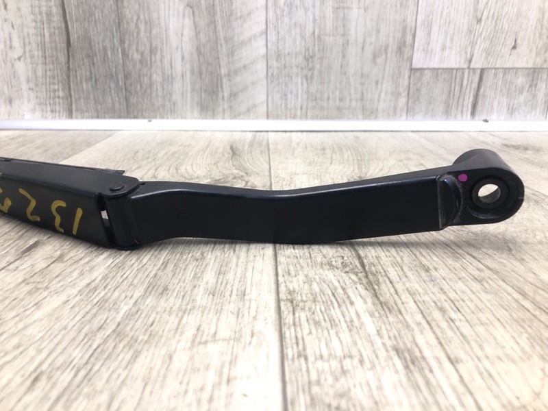 Поводок стеклоочистителя передний левый NISSAN QASHQAI/ROGUE SPORT 14- J11 2.0L MR20DD