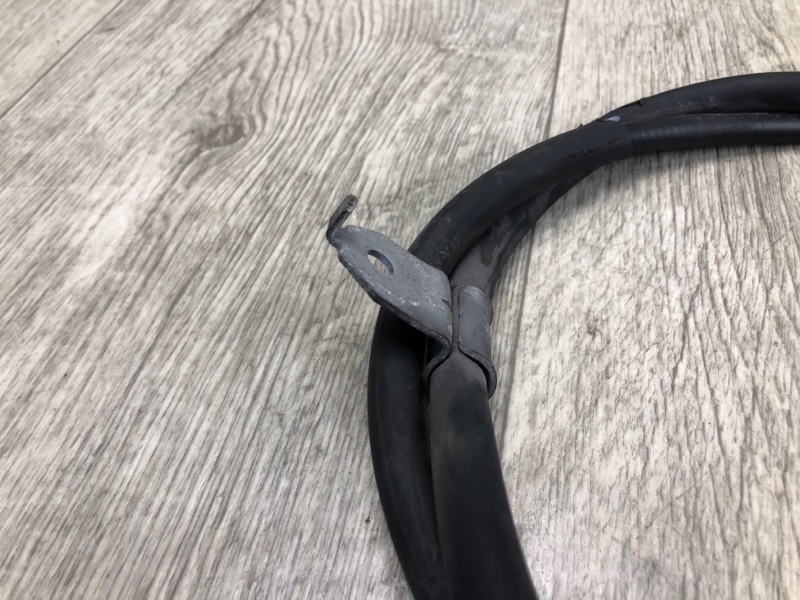 Трос стояночного тормоза задний левый QASHQAI/ROGUE SPORT 14- 2020 J11 2.0L MR20DD