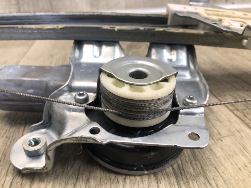 Стеклоподъемник передний левый QASHQAI/ROGUE SPORT 14- 2020 J11 2.0L MR20DD Стеклоподъемник передний левый QASHQAI/ROGUE SPORT 14- 2020 J11 2.0L MR20DD