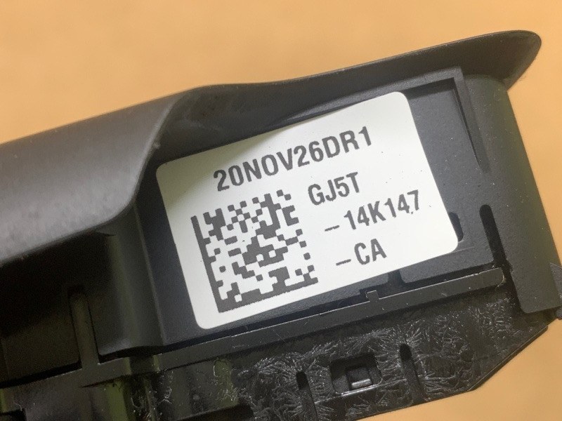 Кнопки на руль правые FORD ECOSPORT 18-22 1.0 L EcoBoost (Fox) turbo Кнопки на руль правые FORD ECOSPORT 18-22 1.0 L EcoBoost (Fox) turbo