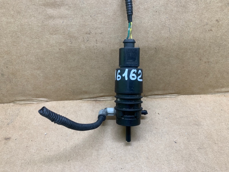 Насос омывателя стекла ACURA RDX 19- 76806-TG7-A01 Б/У