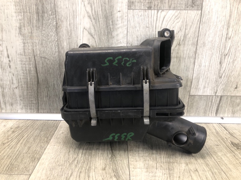 Корпус воздушного фильтра MITSUBISHI OUTLANDER XL 05-13 2007 2.4 4B12 1500A021 Б/У