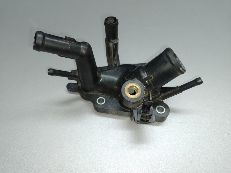 Фланец системы охлаждения NISSAN ALTIMA 19- 2.5 11060-6CA0A Б/У