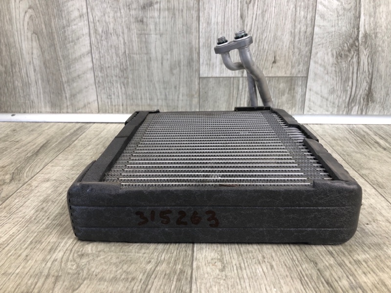 Испаритель кондиционера NISSAN QASHQAI/ROGUE SPORT 14- J11 2.0L MR20DD