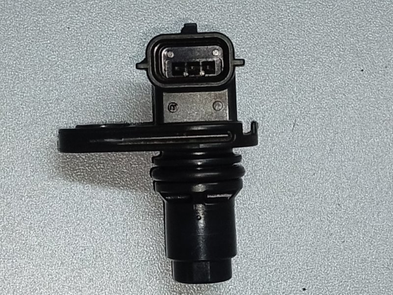 Датчик положения распредвала ALTIMA 19- 2.5
