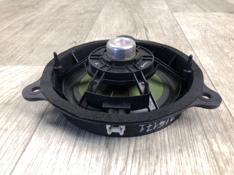 Динамик задний правый NISSAN QASHQAI/ROGUE SPORT 14- J11 2.0L MR20DD
