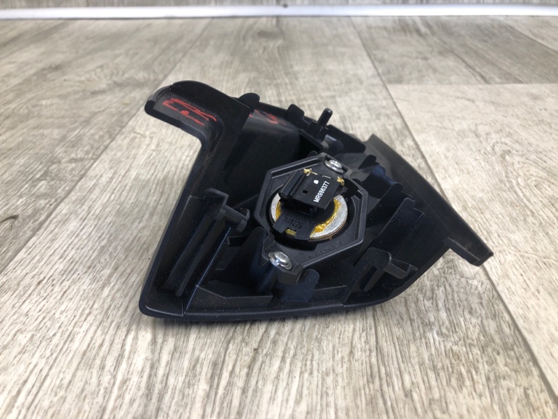 Динамик левый OUTLANDER XL 05-13 2007 2.4 4B12