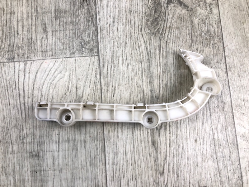 Кронштейн переднего бампера передний правый MITSUBISHI OUTLANDER XL 05-13 2007 2.4 4B12 6400A588 Б/У