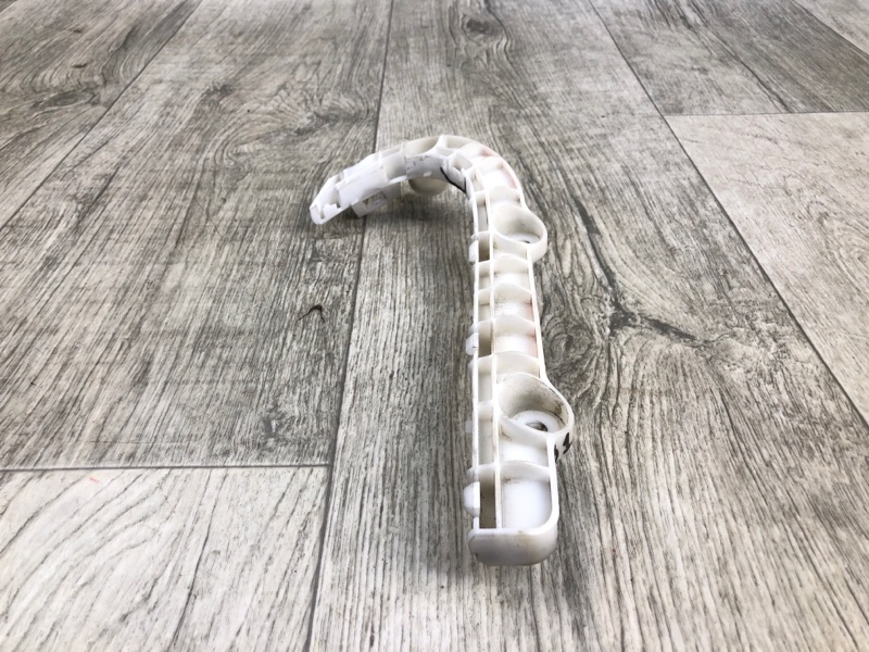 Кронштейн переднего бампера передний правый OUTLANDER XL 05-13 2007 2.4 4B12