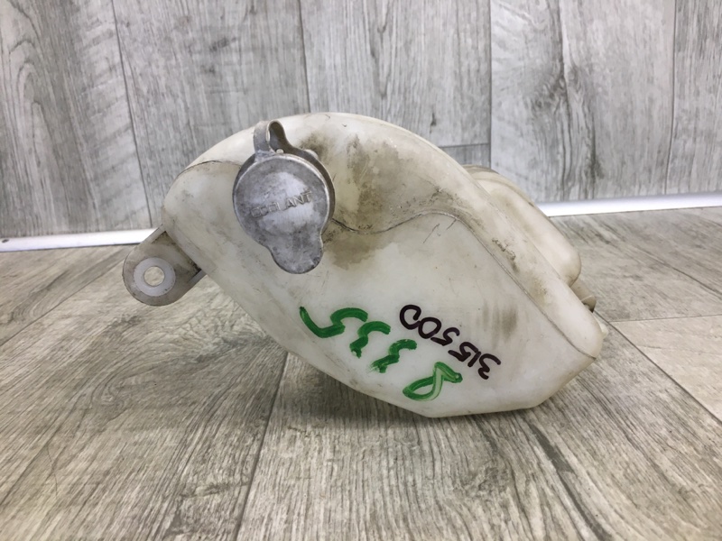 Бачок расширительный MITSUBISHI OUTLANDER XL 05-13 2.4 4B12