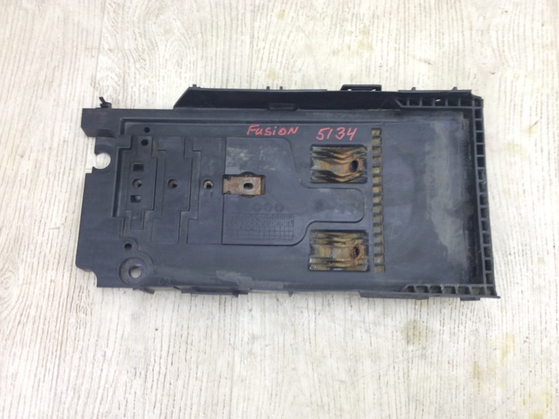 Полка аккумулятора FORD FUSION 14- 2017 SEDAN C20HDTX DG9Z-10732-A Б/У