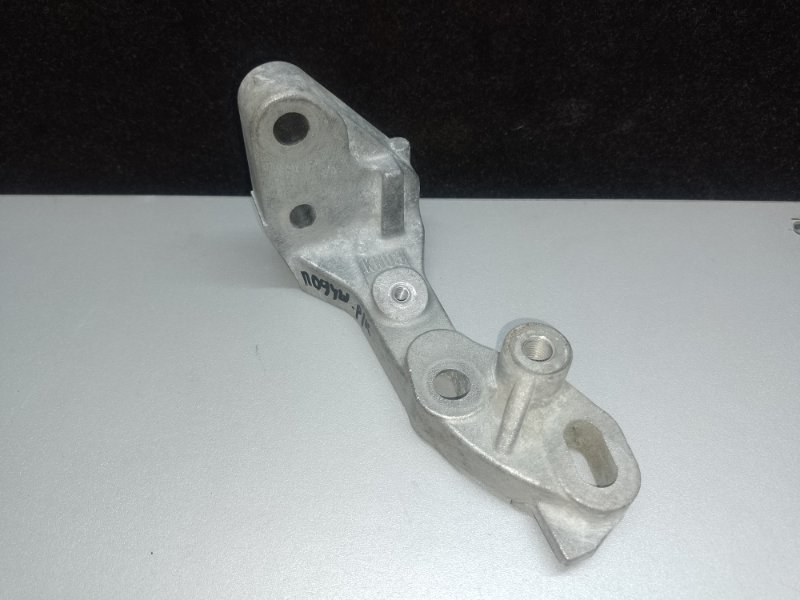 Подушка раздаточной коробки MAZDA CX-5 (KF) 16-21 2018 2.5 PY-VPS KN03-27-870 Б/У