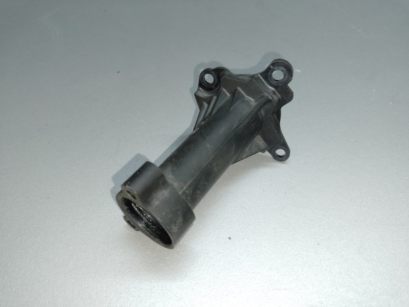 Фланец системы охлаждения MAZDA CX-5 (KF) 16-21 2018 2.5 PY-VPS Б/У