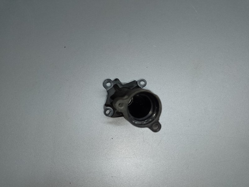 Фланец системы охлаждения MAZDA CX-5 (KF) 16-21 2.5 PY-VPS