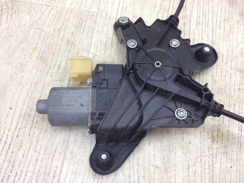 Стеклоподъемник задний правый FUSION 14- 2017 SEDAN C20HDTX Стеклоподъемник задний правый FUSION 14- 2017 SEDAN C20HDTX