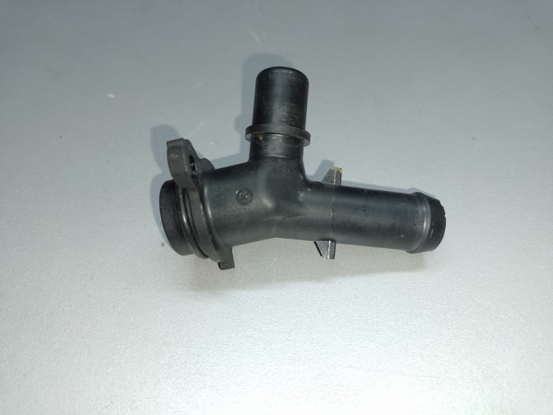 Фланец системы охлаждения MAZDA CX-5 (KF) 16-21 2.5 PY-VPS