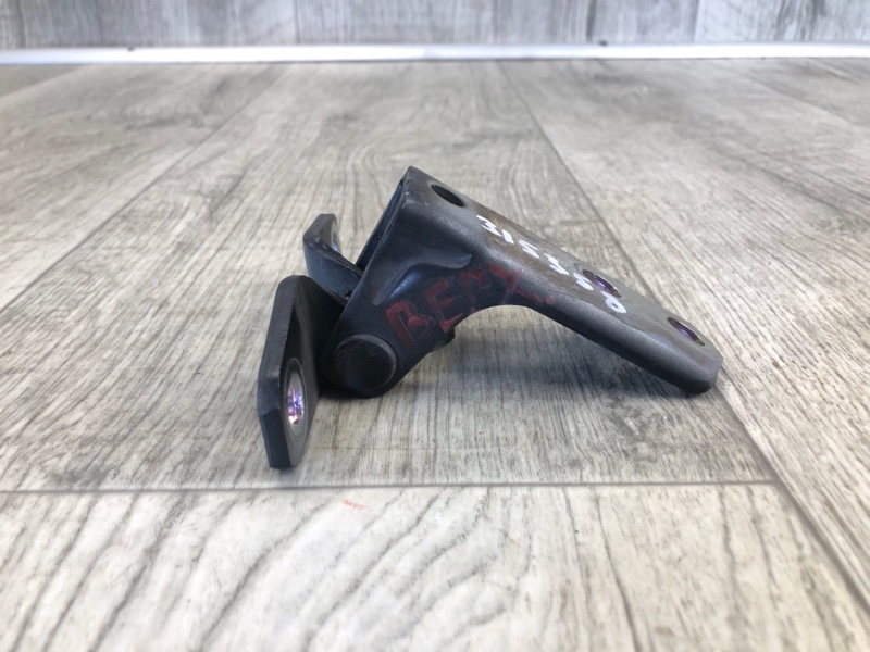 Петля двери верхняя передняя левая OUTLANDER XL 05-13 2007 2.4 4B12 Петля двери верхняя передняя левая OUTLANDER XL 05-13 2007 2.4 4B12