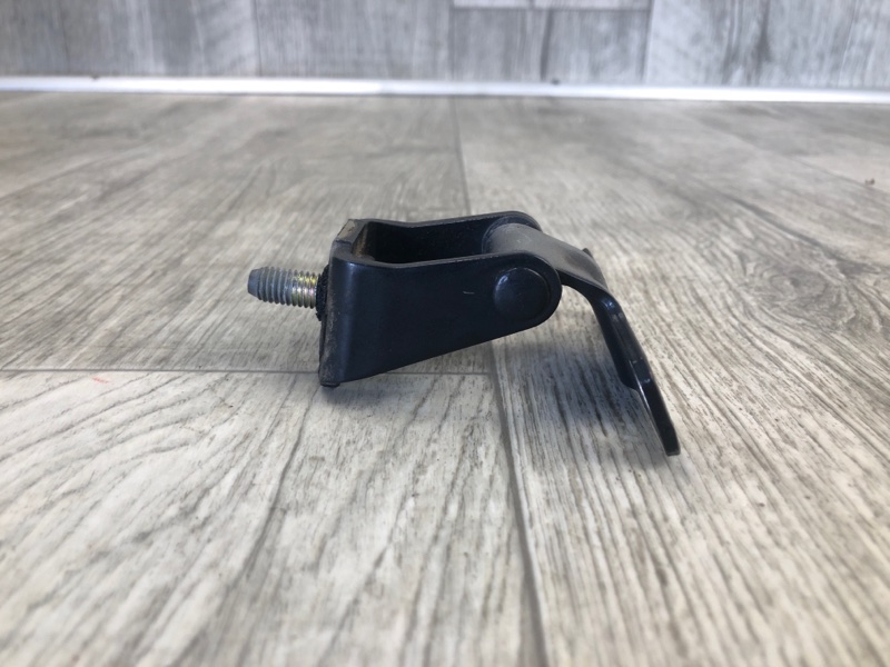 Петля крышки багажника MITSUBISHI OUTLANDER XL 05-13 2.4 4B12