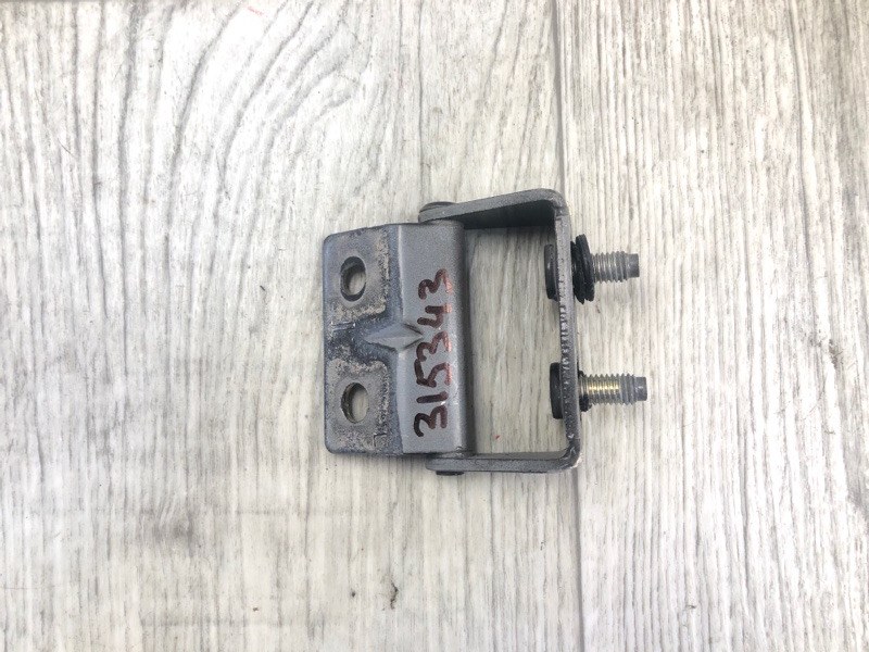 Петля крышки багажника QASHQAI/ROGUE SPORT 14- 2020 J11 2.0L MR20DD