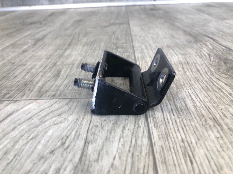 Петля крышки багажника QASHQAI/ROGUE SPORT 14- 2020 J11 2.0L MR20DD