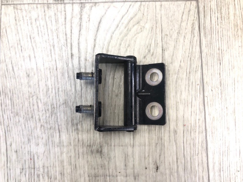 Петля крышки багажника NISSAN QASHQAI/ROGUE SPORT 14- 2020 J11 2.0L MR20DD 90400-6MA0A Б/У