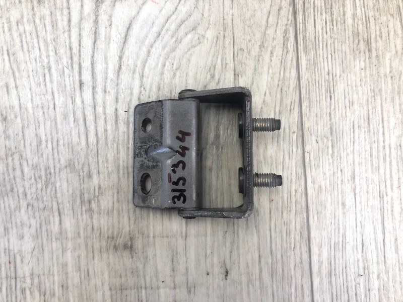 Петля крышки багажника QASHQAI/ROGUE SPORT 14- 2020 J11 2.0L MR20DD