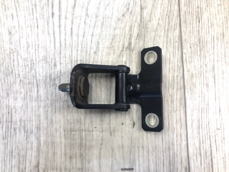 Петля крышки багажника OUTLANDER XL 05-13 2007 2.4 4B12