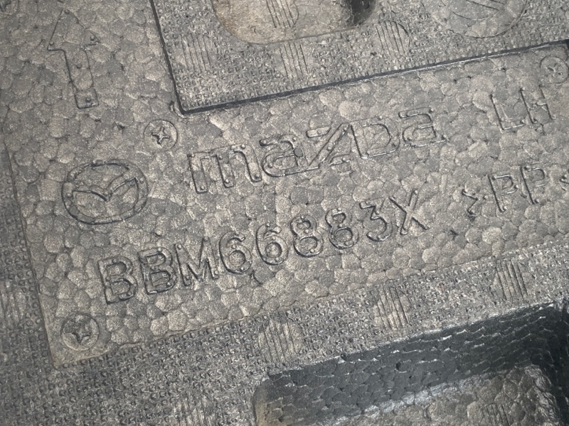 Ящик инструментальный левый MAZDA 3 BL 09-13 2.5 L (L5-VE) Ящик инструментальный левый MAZDA 3 BL 09-13 2.5 L (L5-VE)