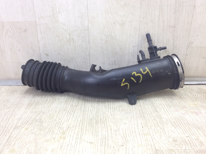 Патрубок воздушного фильтра FORD FUSION 14- SEDAN C20HDTX