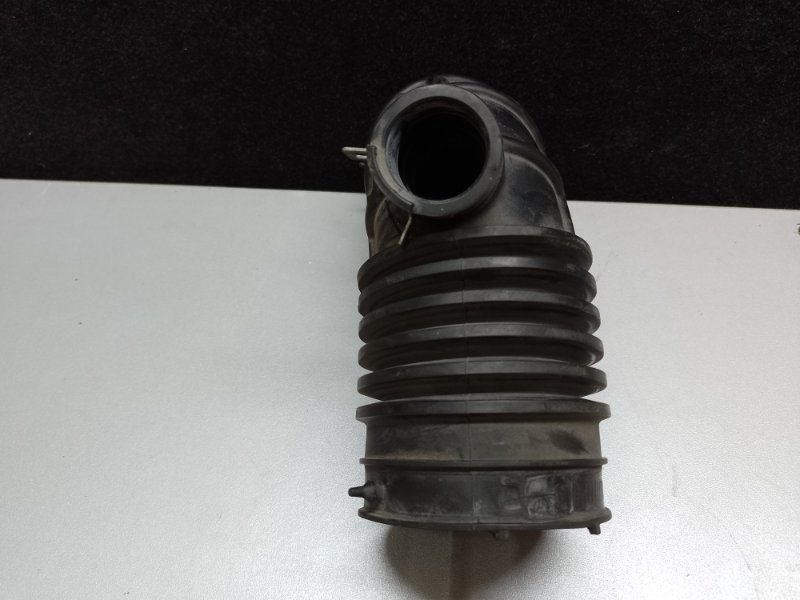 Патрубок воздушного фильтра NISSAN X-TRAIL/ROGUE T32 13-20 2.5 QR25DE