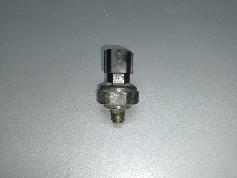 Датчик давления масла ДВС NISSAN X-TRAIL/ROGUE T32 13-20 2017 2.5 QR25DE 25070-1MC0A Б/У