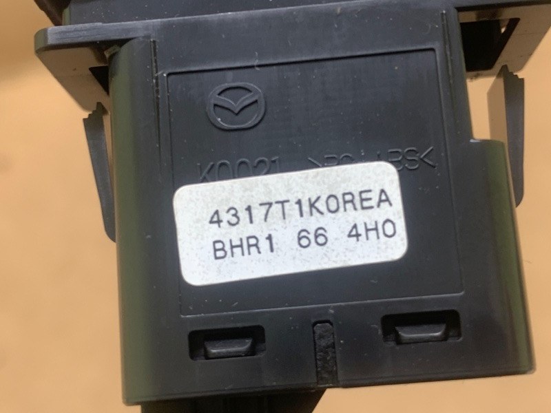 Кнопка аварийной сигнализации MAZDA 6 GJ 12- 2.5 PY-VPS