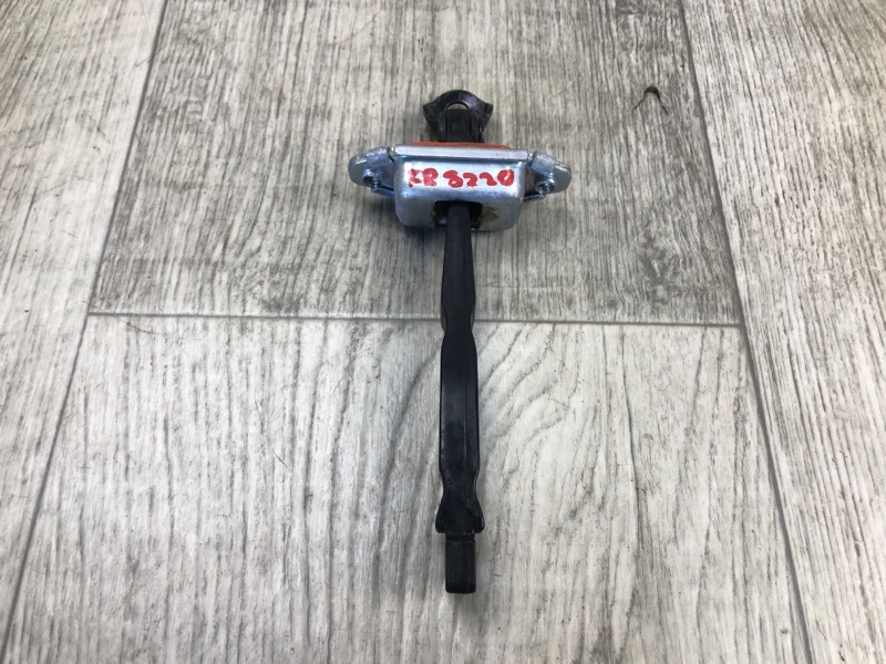 Ограничитель двери передний правый FORTE/CERATO TD 08-13 2009 TD 2.0 G4KD
