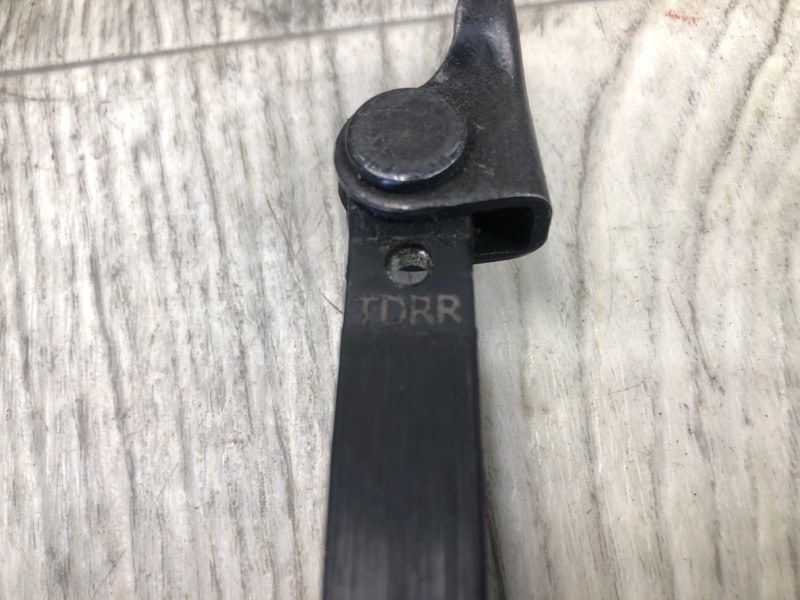 Ограничитель двери задний правый FORTE/CERATO TD 08-13 2009 TD 2.0 G4KD Ограничитель двери задний правый FORTE/CERATO TD 08-13 2009 TD 2.0 G4KD