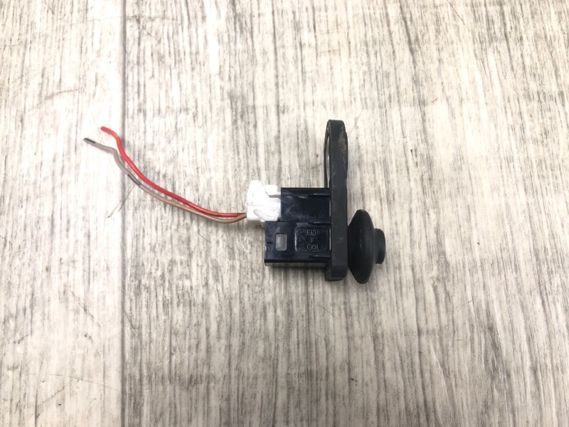 Датчик открытия двери KIA FORTE/CERATO TD 08-13 TD 2.0 G4KD