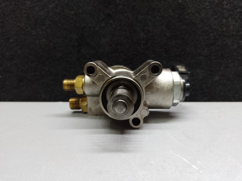 Тнвд (бензин) TOUAREG 02-10 2007 BHK 3.6