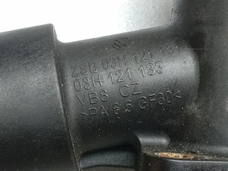 Фланец системы охлаждения TOUAREG 02-10 2007 BHK 3.6