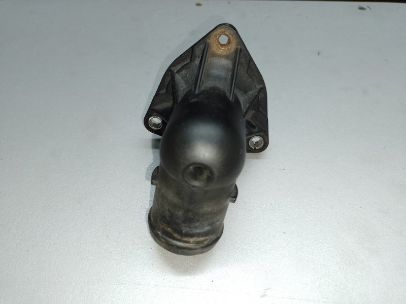 Крышка термостата VOLKSWAGEN TOUAREG 02-10 2007 BHK 3.6 03H 121 121 C Б/У