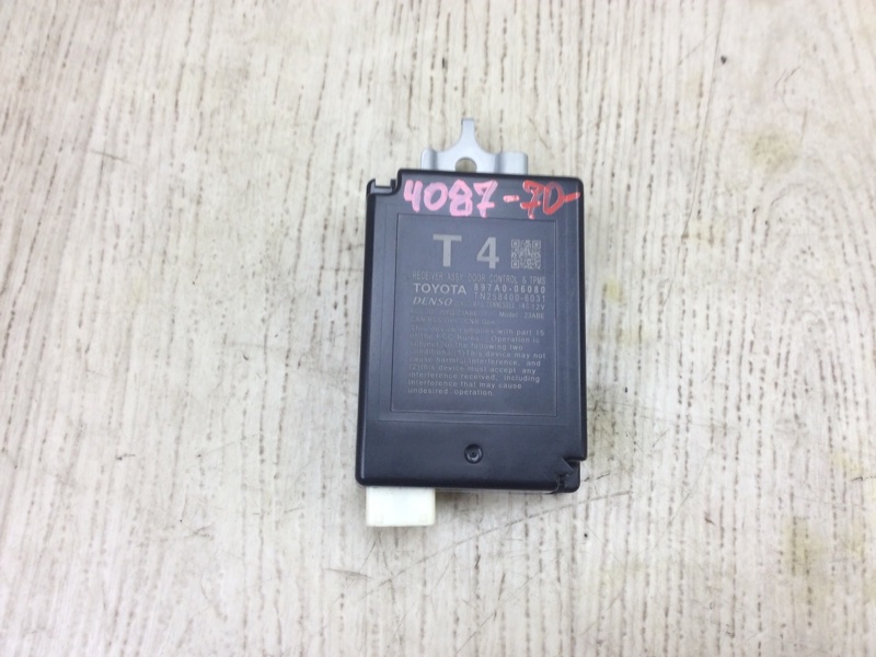 Запчасть блок управления дверей передний правый TOYOTA CAMRY 70 17- 2018 GSV70 2.5 A25AFKS 897A006080 Б/У Блок управления дверей передний правый TOYOTA CAMRY 70 17- 2018 GSV70 2.5 A25AFKS 897A006080 Б/У