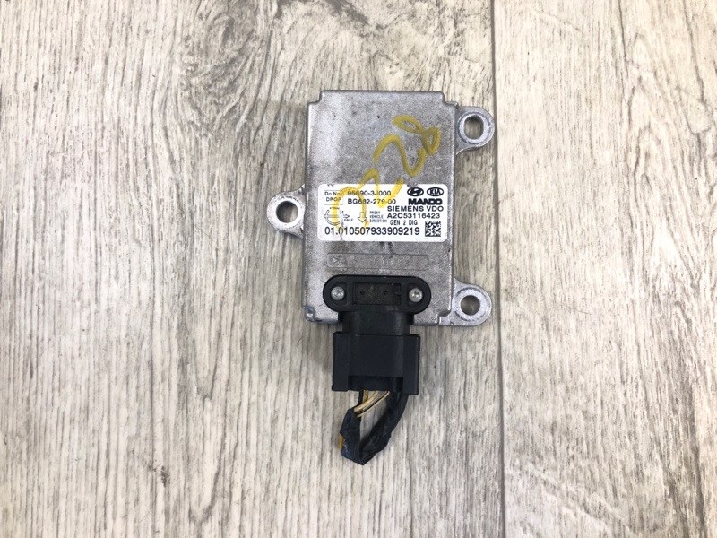 Запчасть датчик курсовой устойчивости KIA FORTE/CERATO TD 08-13 2009 TD 2.0 G4KD 956901M500 Б/У Датчик курсовой устойчивости KIA FORTE/CERATO TD 08-13 2009 TD 2.0 G4KD 956901M500 Б/У