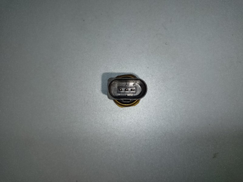 Датчик давления топлива VOLKSWAGEN TOUAREG 02-10 BHK 3.6