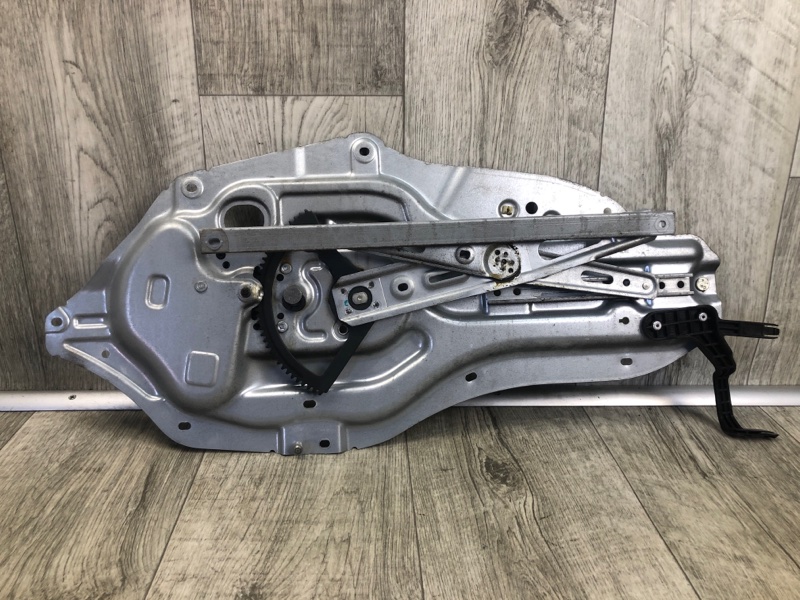 Стеклоподъемник передний правый KIA FORTE/CERATO TD 08-13 2009 TD 2.0 G4KD 824021M010 Б/У