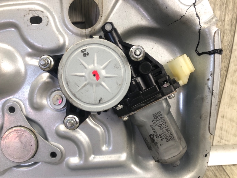 Стеклоподъемник задний правый FORTE/CERATO TD 08-13 2009 TD 2.0 G4KD Стеклоподъемник задний правый FORTE/CERATO TD 08-13 2009 TD 2.0 G4KD