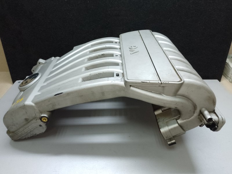 Коллектор впускной TOUAREG 02-10 2007 BHK 3.6