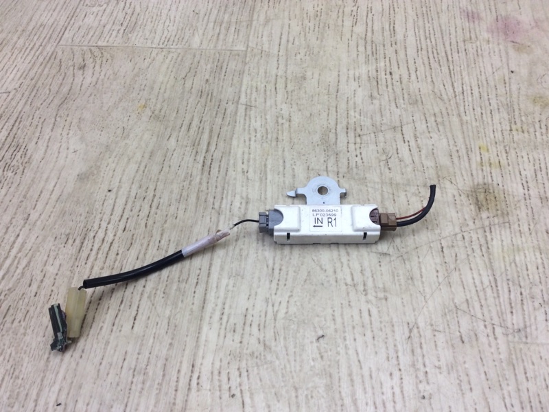 Антенна TOYOTA CAMRY 70 17- 2018 GSV70 2.5 A25AFKS 8630006210 Б/У