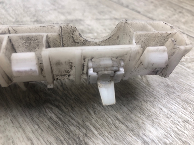 Кронштейн заднего бампера правый FORTE/CERATO TD 08-13 2009 TD 2.0 G4KD