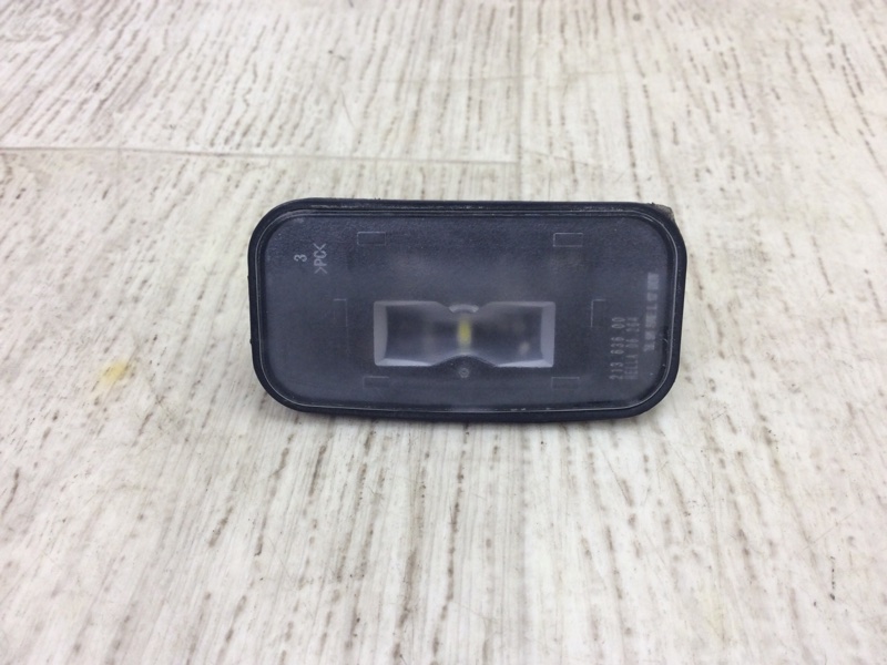 Запчасть подсветка номера TOYOTA CAMRY 70 17- 2018 GSV70 2.5 A25AFKS 8120406030 Б/У Подсветка номера TOYOTA CAMRY 70 17- 2018 GSV70 2.5 A25AFKS 8120406030 Б/У