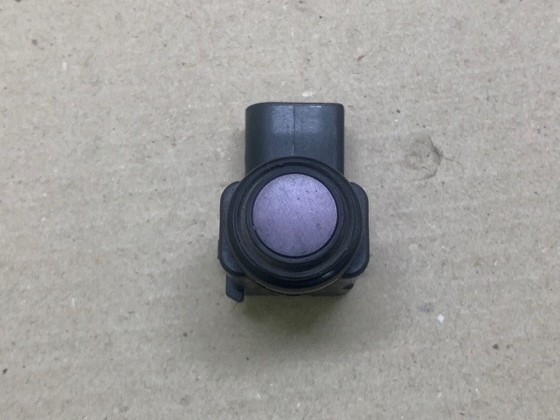 Датчик парктроника задний VOLKSWAGEN TOUAREG 02-10 BHK 3.6